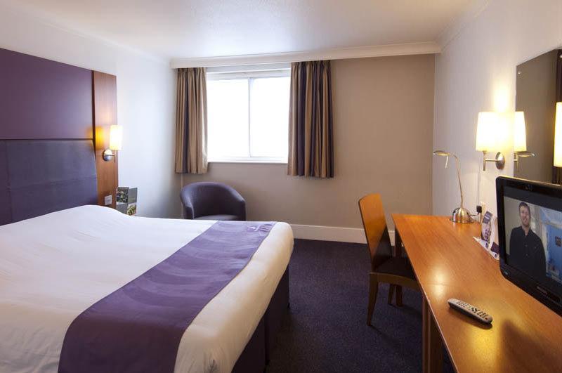 Premier Inn Кілмарнок Екстер'єр фото